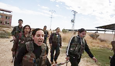 سه تصویر از زنان در قاب حضور داعش